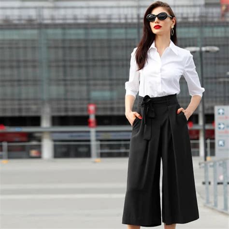 Perfect Bottoms to Pair with Kurtis, Read SHREE Blog