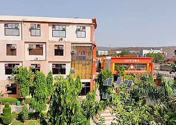 3 Best Engineering Colleges in Jaipur, RJ - Expert Recommendations