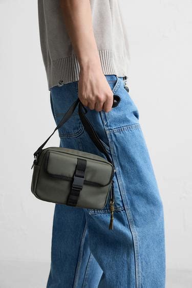 Men´s Crossbody & Bum Bags | Explore our New Arrivals | ZARA India
