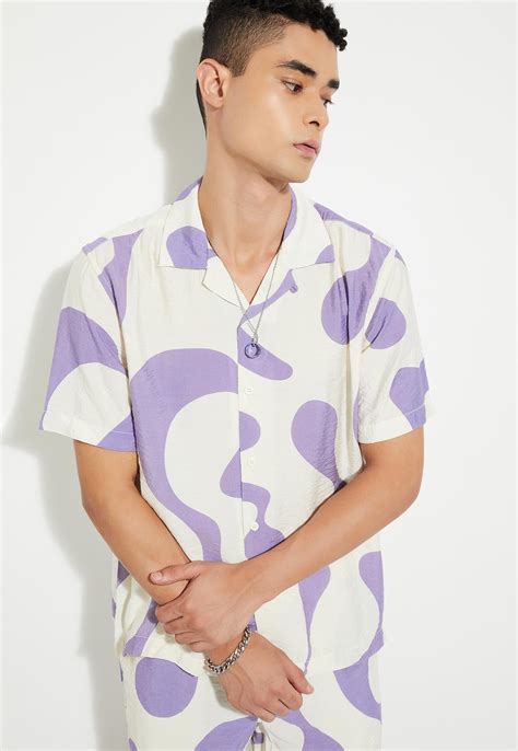 Buy Casual Shirts for Men Online in India | Max Fashion