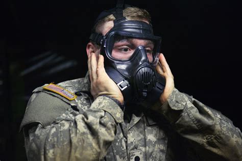 Military Army Soldier Gas Mask