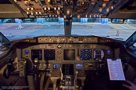 B737 Cockpit 的图像结果