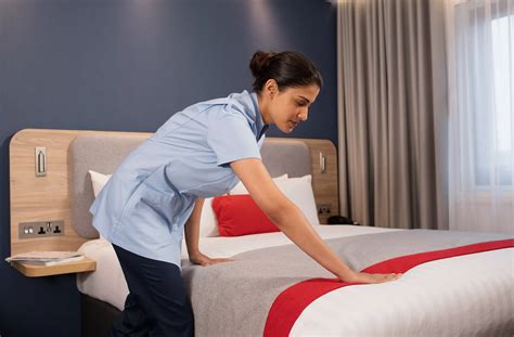 HIE K - Room Attendant- Job Description — Diamond Hotels Management Inc.