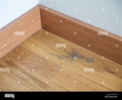 Baseboard hi-res stock photography and images - Alamy