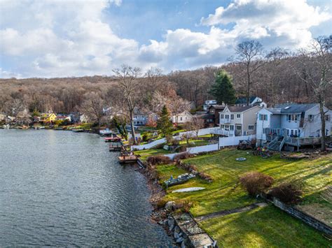 Ringwood NJ Real Estate & Homes for Sale - Homes.com