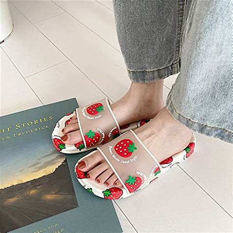 Buy LIGHTER HOUSE™ Cutest STRAWBERRY Print Flip Flop for Little Kids ...