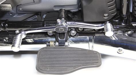 Shift lever extensions for BMW R 18 | Motorcycle Accessory Hornig