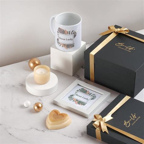 Buy Boss Lady Gift Hamper Online at Best Price – BoxUp Luxury Gifting