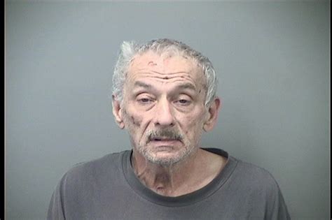 Man accused of making bomb threat at Saginaw courthouse takes plea ...
