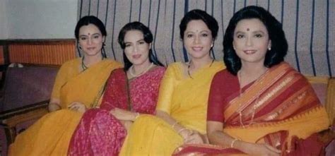 खूबसूरती और सादगी की मिसाल थे Doordarshan के एंकर्स, आपको इनमें से कौन ...