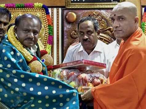 Karnataka Election Floor Test: Kumaraswamy sails through trust vote