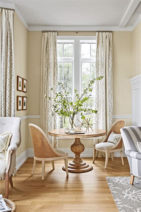 Hardwood Floors and Living Room Design Ideas: Transform Your Space Today!