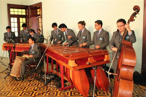 La noche de marimbas llega a Guatemala | Noticias en América Latina