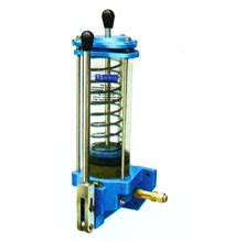 Hand Operated Grease Pump buy in Faridabad