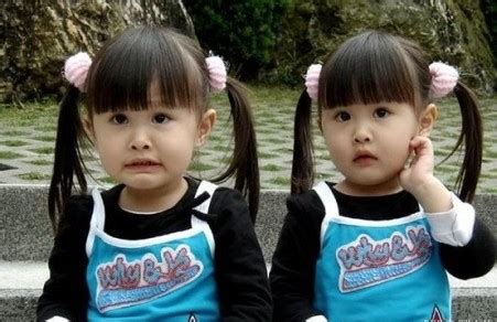 台湾“最美双胞胎”长这么大了！14年过去更美了-上游新闻 汇聚向上的力量