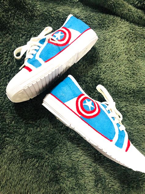 Handpainted Captain America unisex Sneaker – www.findurescape.com