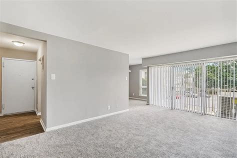 Andrews Ridge Apartments - Suitland, MD 20746 | ApartmentGuide.com