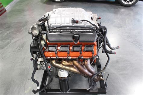 Dodge Hellcat V8 Engine for Sale in Illinois, Care to Guess How Much It Costs? - autoevolution
