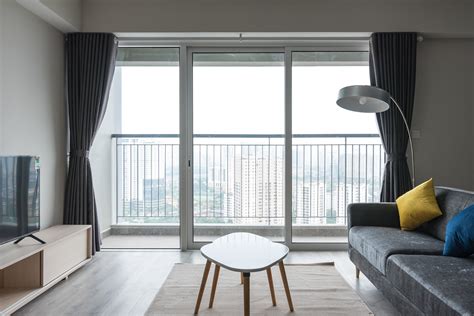 Cheap two bedroom beautiful apartment Season Avenue Ha Dong