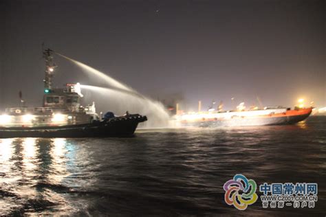 杭州载120吨二氧化碳船只爆炸2死3伤(图)_新闻中心_新浪网