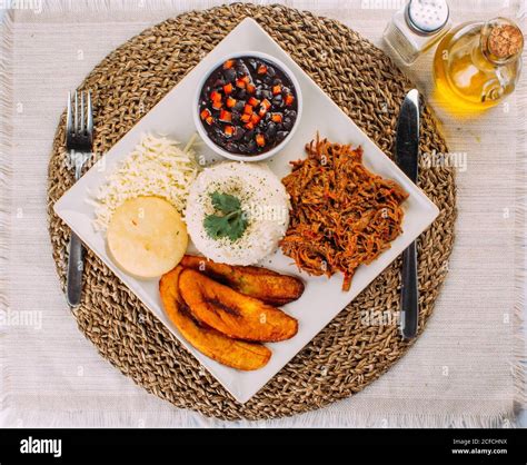 Homemade Venezuelan food. Traditional Venezuelan dish. Pabellon Criollo ...