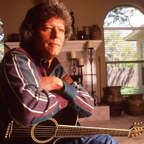 Irma Serrano, iconic Mexican singer and actress, dies at 89