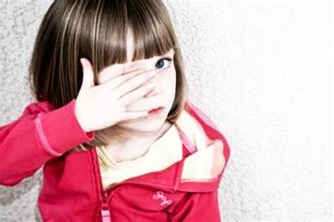 孩子频繁眨眼 原因多多的疾病信号！_360新知