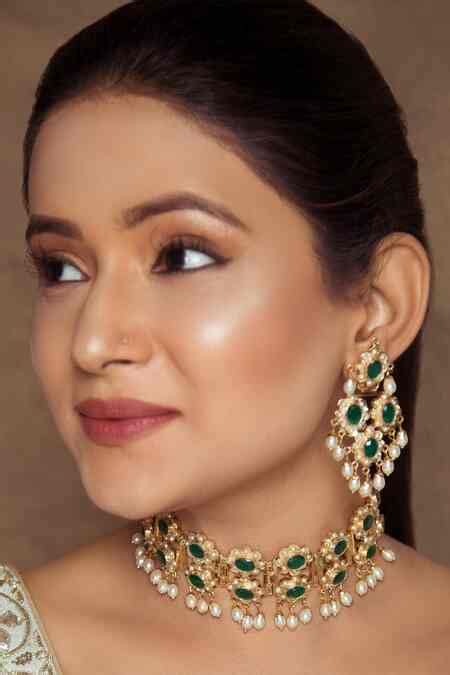 Queens Jewels – Buy Designer Jewellery for Women & Men Online