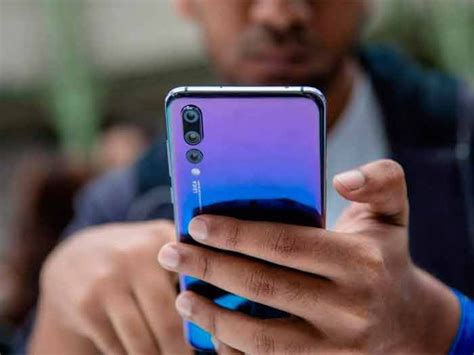 Cómo limpiar correctamente tu sucio teléfono móvil - La Tercera