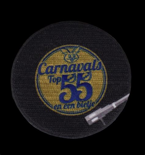 Embroidered and woven combination badges | Emblemen en Badges