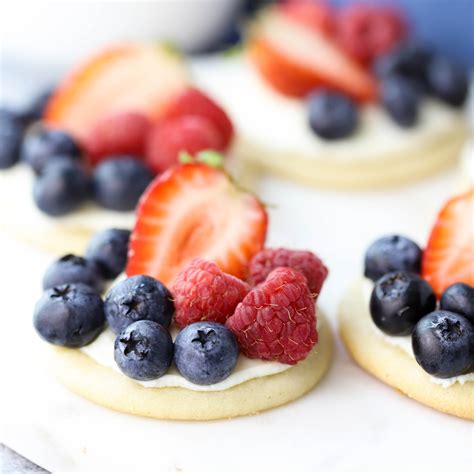 Best Mini Fruit Pizza Recipe Individual Fruit Pizza Cookies With Cream