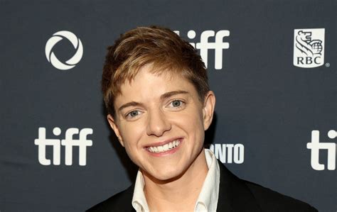 Mae Martin comes out as non-binary and updates pronouns