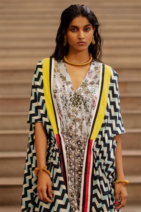 AK OK by Anamika Khanna - Printed Drawstring Cape With Trouser - Elahe