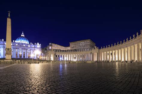 St. Peter S Square at the Vatican Stock Image - Image of basilica ...