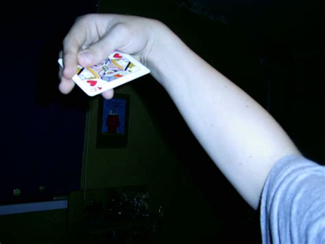 How to Throw a Card : 4 Steps - Instructables