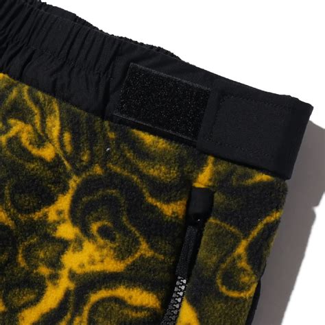 THE NORTH FACE 94 RAGE CLASSIC PT レオパードイエロー 19FW-I（ザ・ノース・フェイス 94レイジ ...