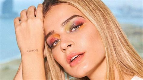 Laura Escanes enseña sus nuevos tatuajes con mención velada a Risto ...