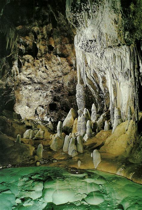 Lechuguilla Cave, New Mexico National Geographic | March 1991 ...