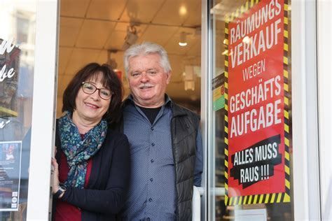 Tränen nach 40 Jahren in Winnenden: Bürofachgeschäft Max Mayer schließt ...