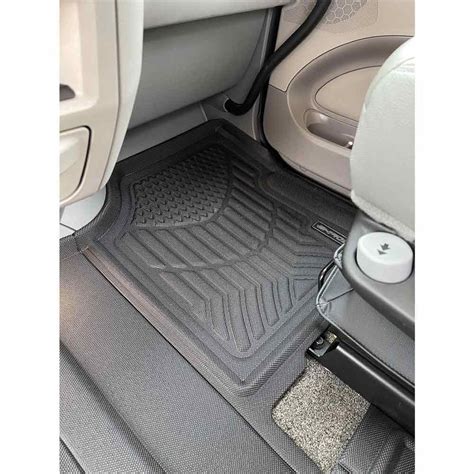 Kenworth T680 T880 Peterbilt 579 567 Floor Mat - Redline