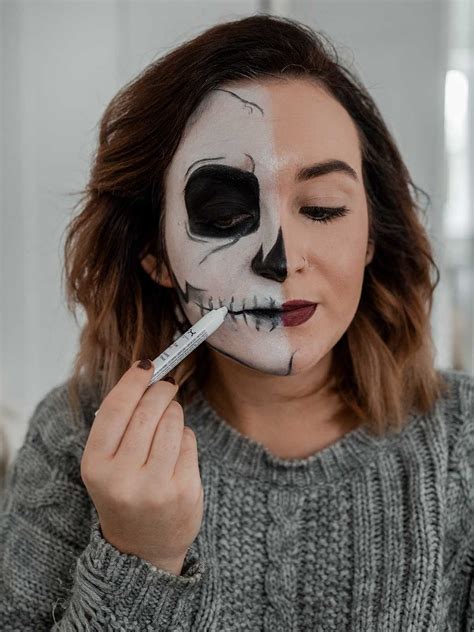 Halloween Makeup Half Face Skeleton