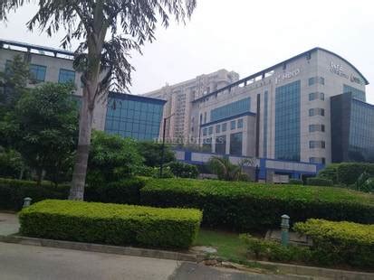 DLF Centre Court in Sector 42, Gurgaon: Price, Brochure, Floor Plan ...