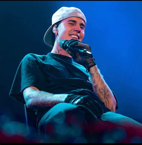 FALSE! Popular singer Justin Bieber not dead - Dubawa