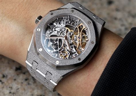 Small on sale ap watch