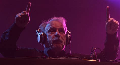 Giorgio Moroder World Cup 的图像结果