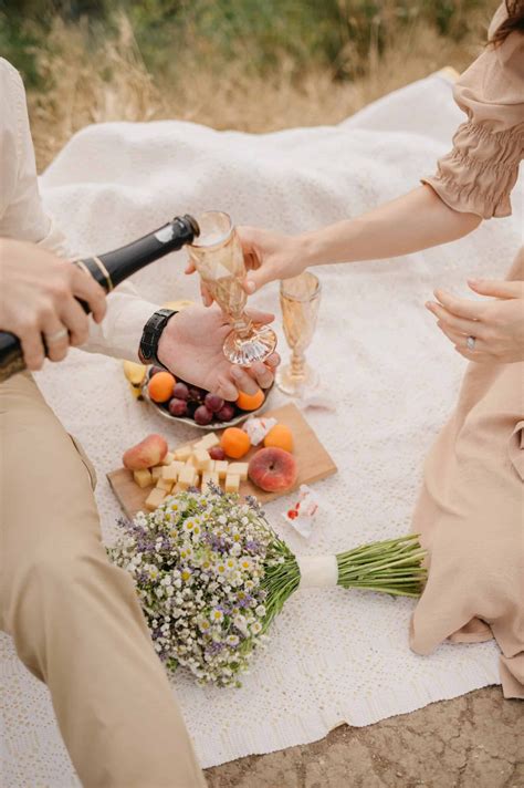 51+ (Seriously Sweet!) Spring Date Ideas To Do This Year - Forgetting ...