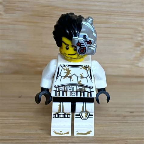 LEGO Cyborg 的图像结果