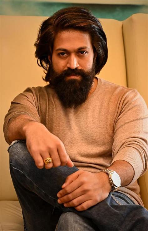 Yash as Ravana with gold outfits