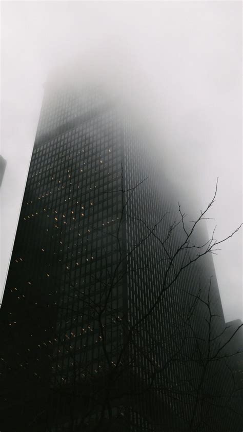 雾中的摩天大楼iPhone 6 Plus高清壁纸,图片 - IOS桌面
