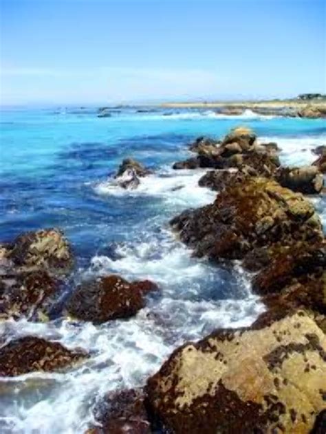 Pebble Beach , crescent, United States Of America - Top Attractions ...